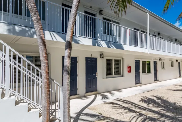 $525,000 | 1215 97th Street, Unit 2, Marathon, FL 33050