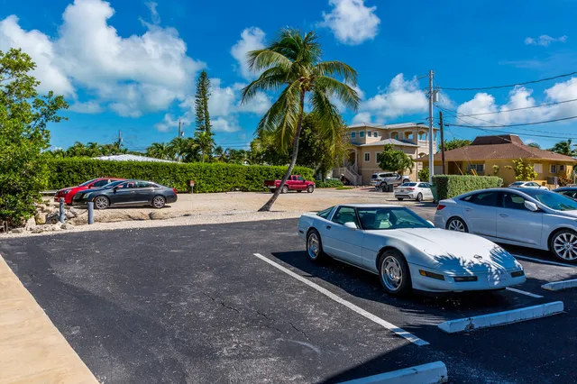 $525,000 | 1215 97th Street, Unit 2, Marathon, FL 33050