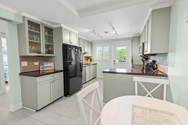 $525,000 | 1215 97th Street, Unit 2, Marathon, FL 33050