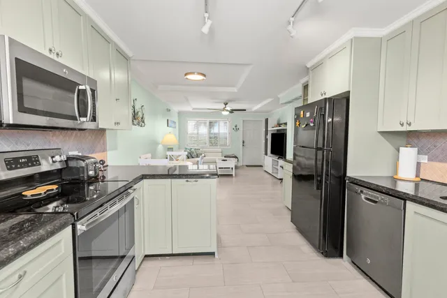 $525,000 | 1215 97th Street, Unit 2, Marathon, FL 33050