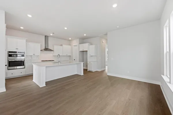 $2,700 | 108 Ingleside Drive, Summerville, SC 29486