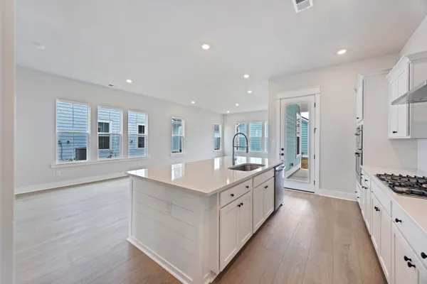 $2,700 | 108 Ingleside Drive, Summerville, SC 29486