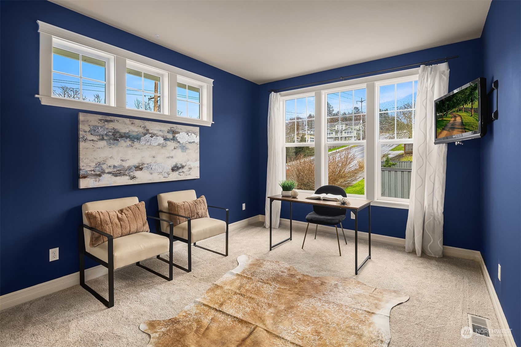 2202 19th Street Anacortes, WA 98221 - Photo 22 of 33 a living room with furniture and a window
