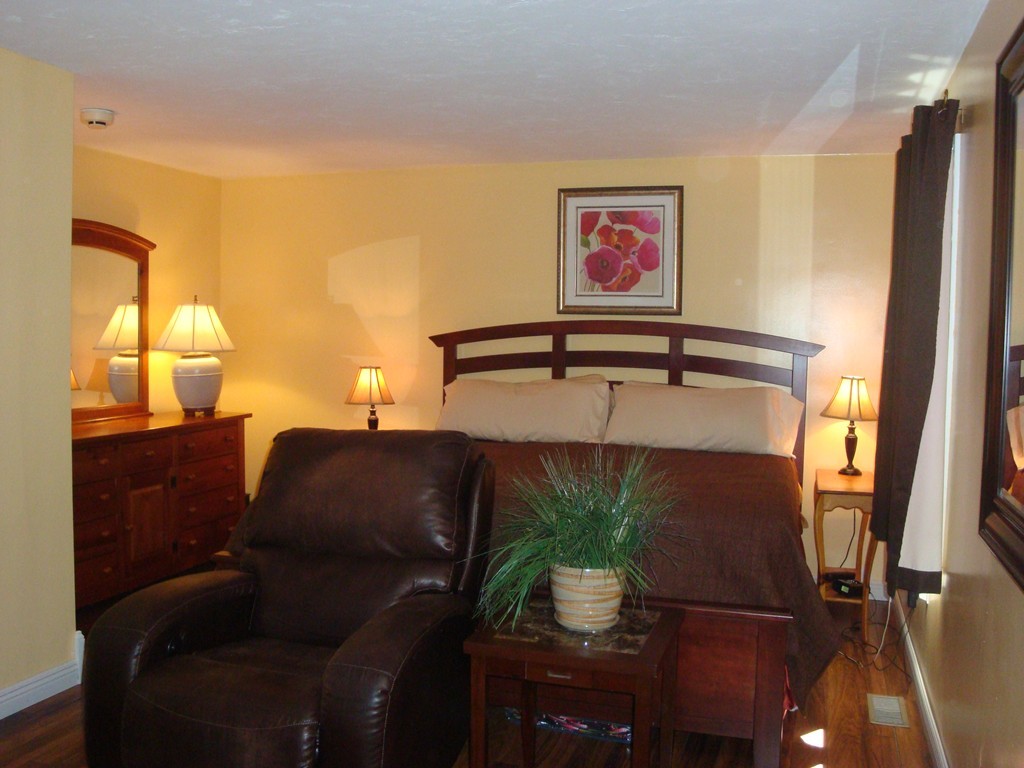 132 Morrison Road Taunton, MA 02718 - Photo 12 of 23