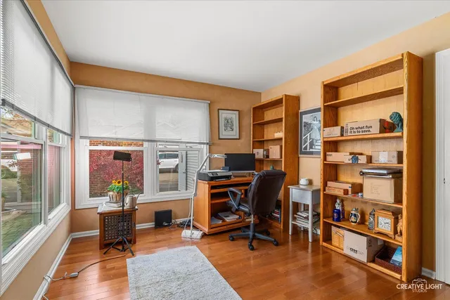 $409,900 | 904 Dartmouth Drive, Wheaton, IL 60189