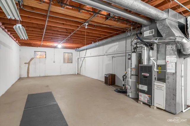 $409,900 | 904 Dartmouth Drive, Wheaton, IL 60189