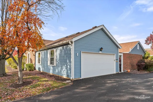 $409,900 | 904 Dartmouth Drive, Wheaton, IL 60189