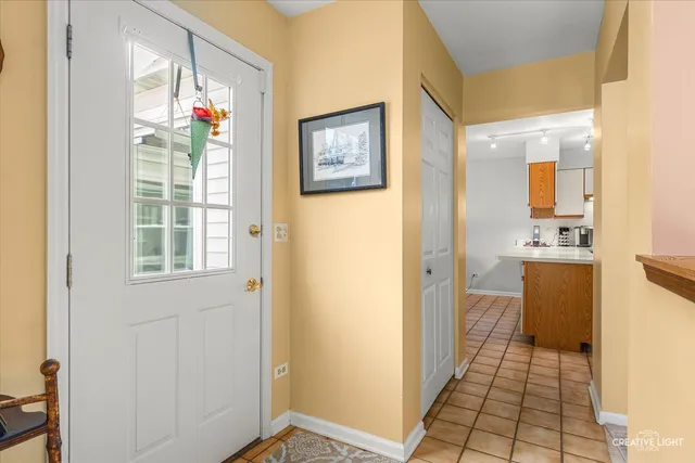 $409,900 | 904 Dartmouth Drive, Wheaton, IL 60189