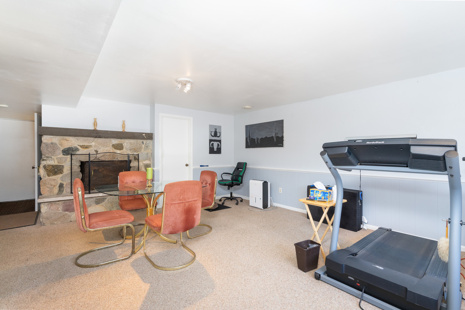 28W621 Indian Knoll Road West Chicago, IL 60185 - Photo 16 of 38 Gallery Image 16