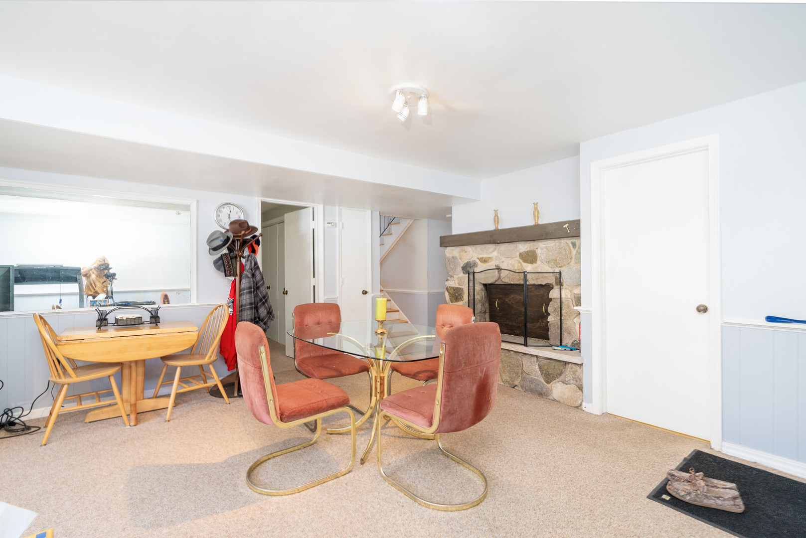 28W621 Indian Knoll Road West Chicago, IL 60185 - Photo 17 of 38 Gallery Image 17