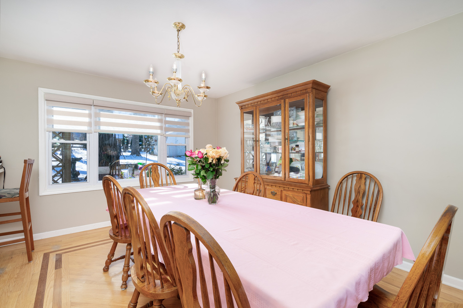 28W621 Indian Knoll Road West Chicago, IL 60185 - Photo 6 of 38 Gallery Image 6