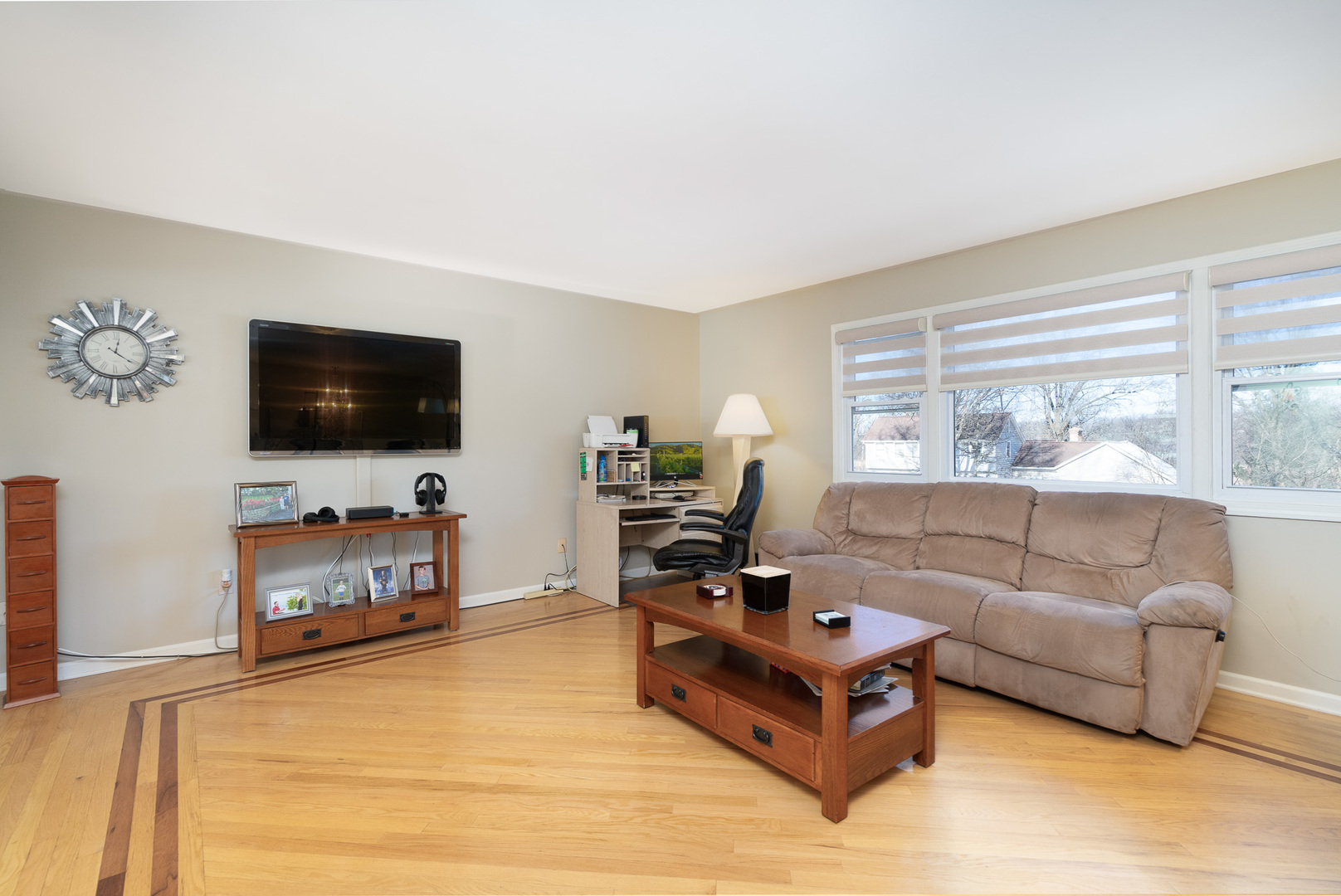 28W621 Indian Knoll Road West Chicago, IL 60185 - Photo 9 of 38 Gallery Image 9