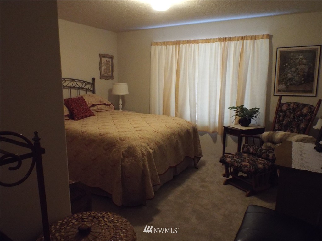 1101 South Scheuber Road, Unit 2 Centralia, WA 98531 - Photo 8 of 12 Gallery Image 8