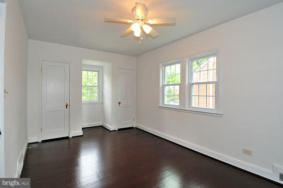 7 Dunmore Road Catonsville, MD 21228 - Photo 2 of 26 Bedroom