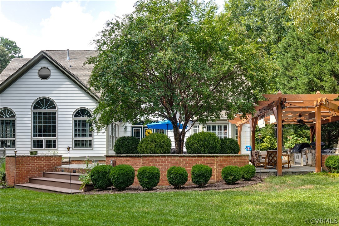11907 Reeds Bluff Lane Midlothian, VA 23113 - Photo 42 of 50 Rear view of the terrace