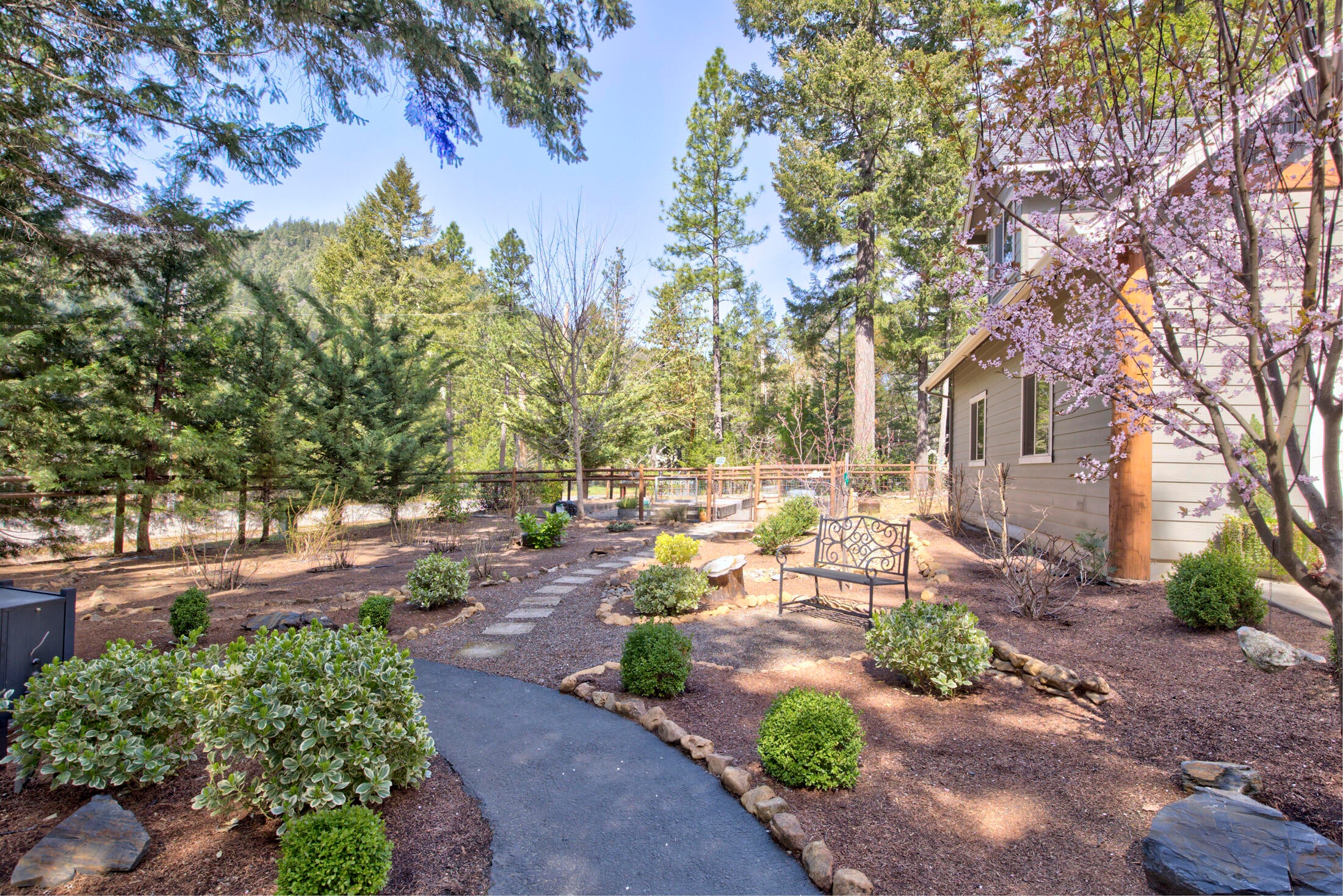 237 Marble Mountain Road Grants Pass, OR 97527 - Photo 34 of 53 0R1A1300_1_2_3_4