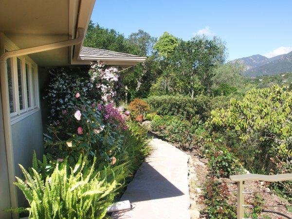 1616 Hillcrest Road Santa Barbara, CA 93103 - Photo 10 of 13 Landscape