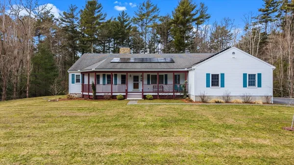 $1,199,950 | 12 Brant Beach Avenue, Mattapoisett, MA 02739