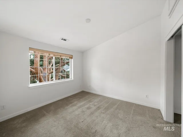 $369,900 | 213 Village Lane, Boise, ID 83702