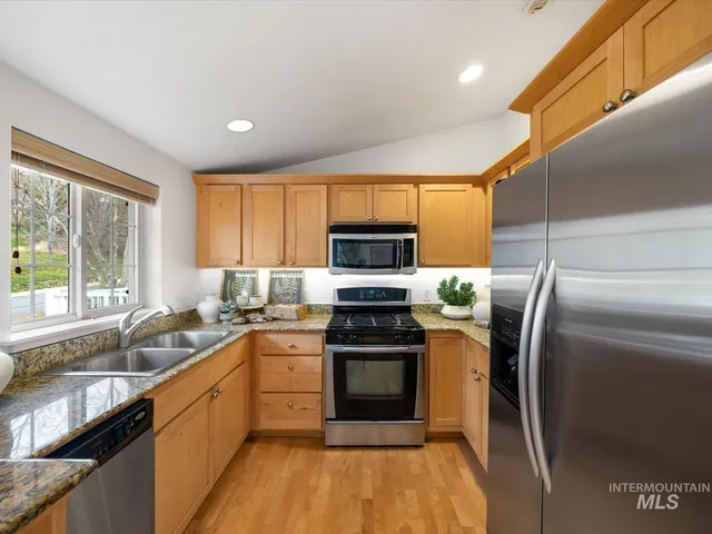 $369,900 | 213 Village Lane, Boise, ID 83702