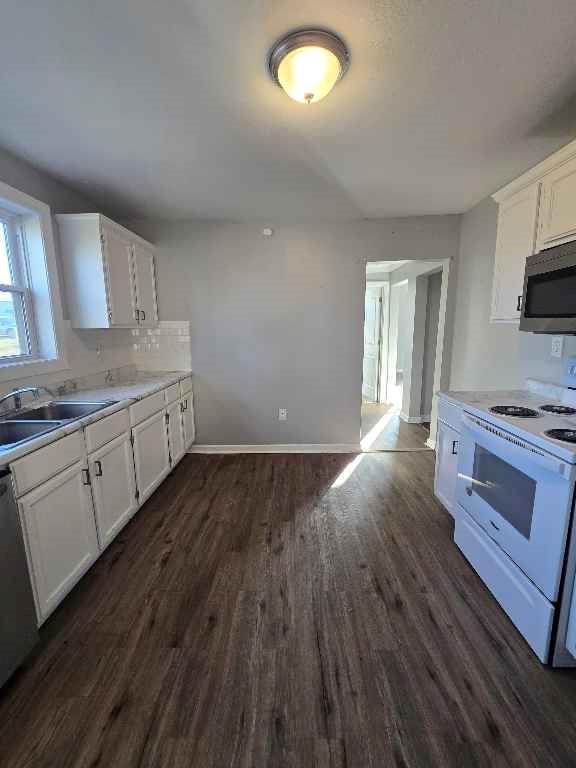 313 East Kay Street Lansing, KS 66043 - Photo 4 of 26