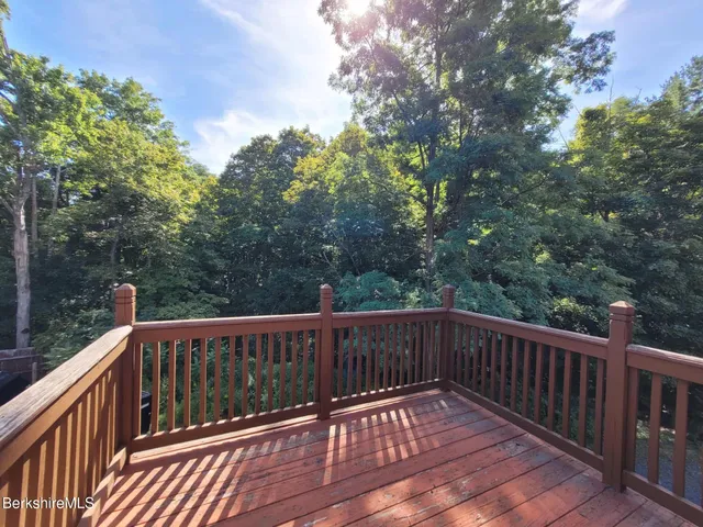 $2,650 | 242 Pittsfield Road, Unit UPPR, Lenox, MA 01240