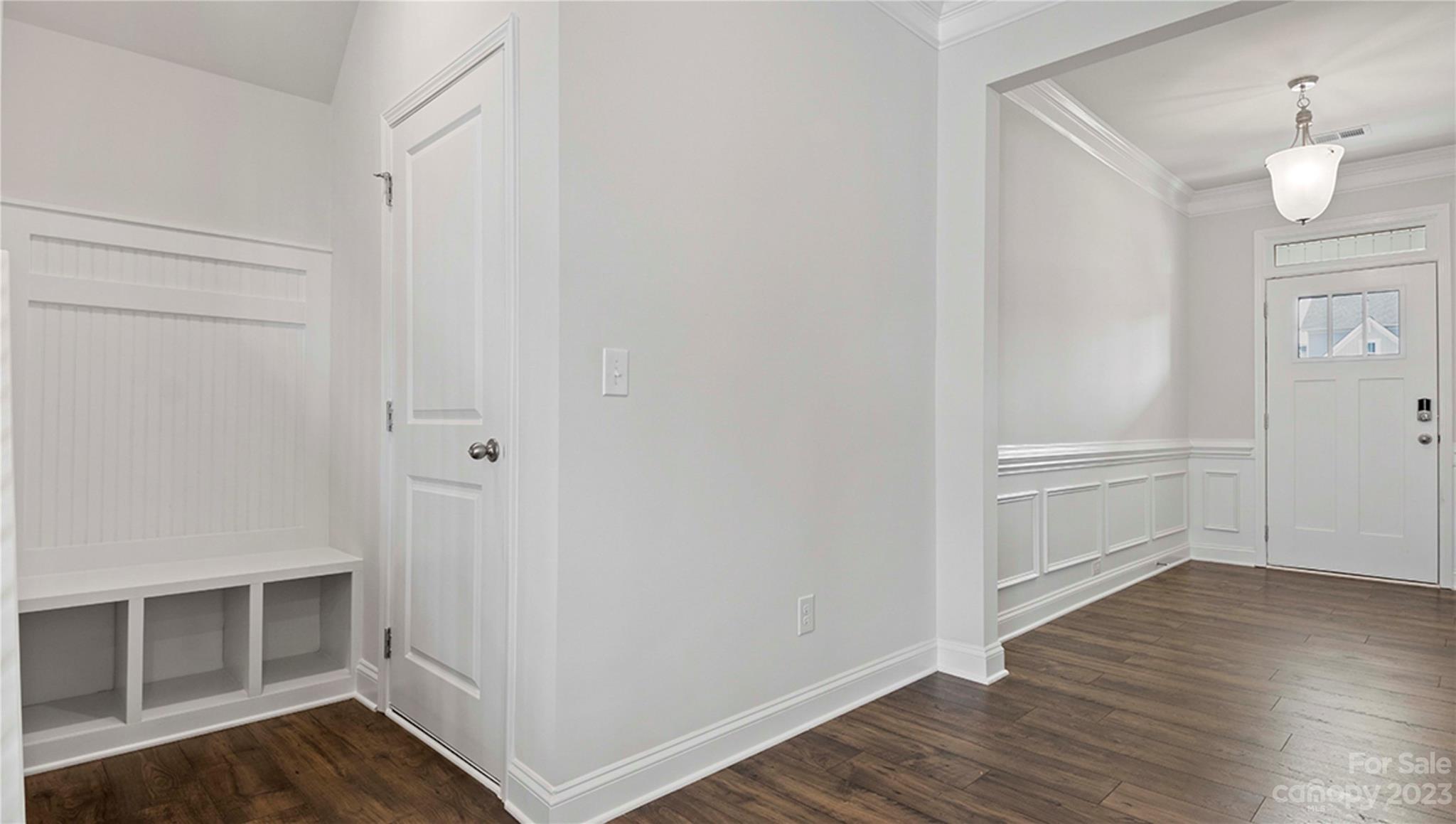303 Fox Cove Road Hendersonville, NC 28792 - Photo 4 of 33 Gallery Image 4