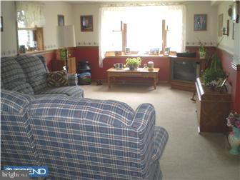 302 Forgedale Road Fleetwood, PA 19522 - Photo 5 of 12 Gallery Image 5