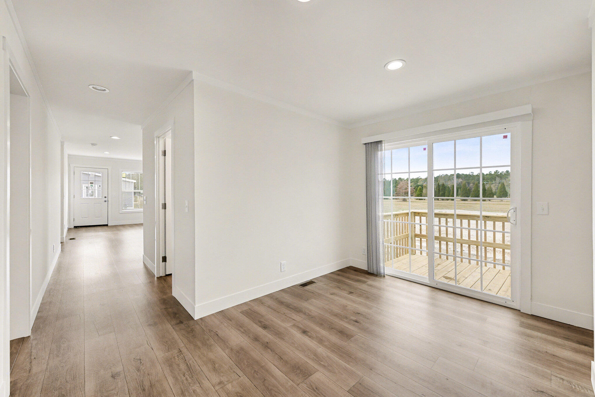 1344 Givhans Road Ridgeville, SC 29472 - Photo 8 of 26 012_file_428