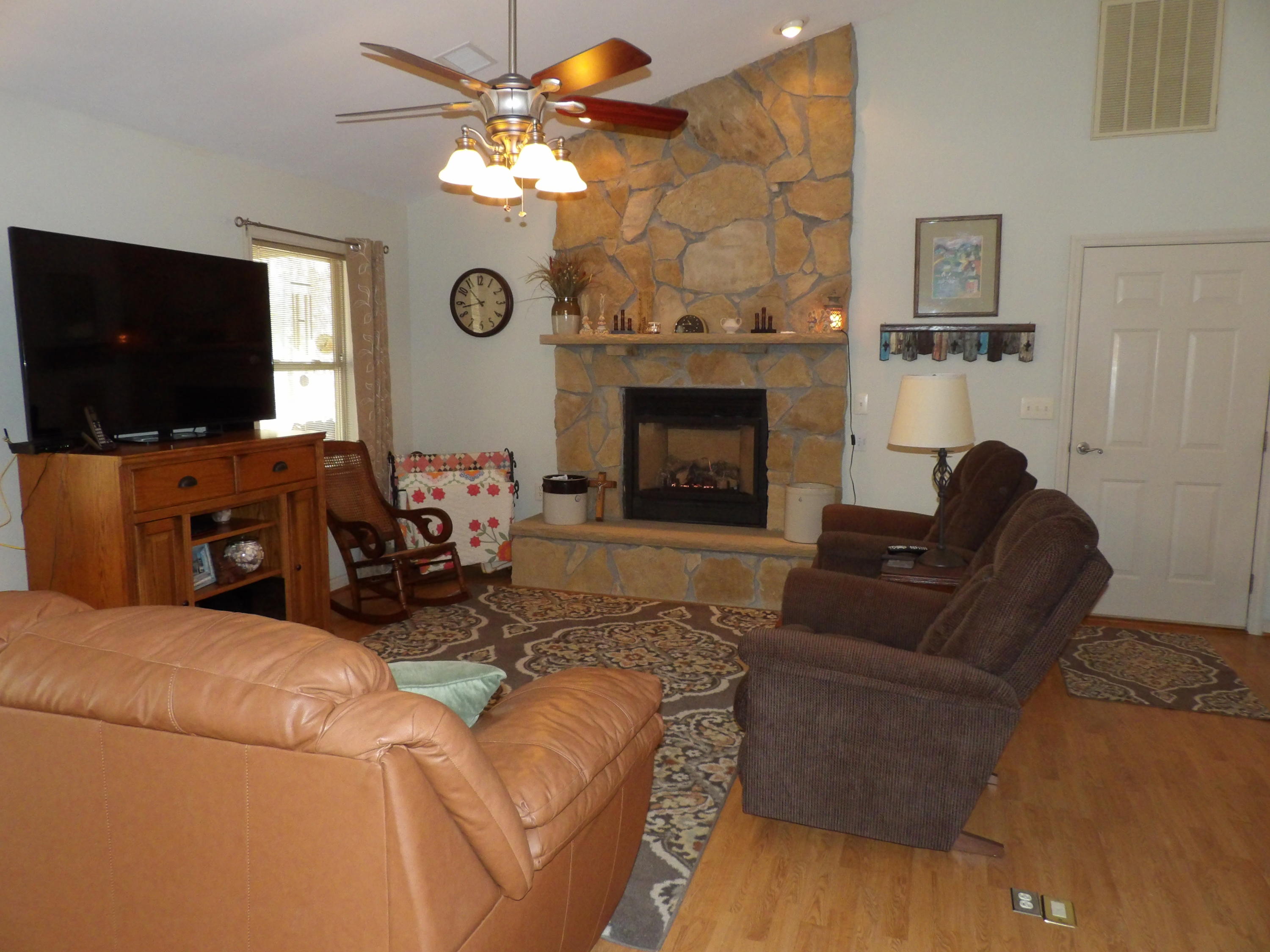 229 Jason Road Pikeville, TN 37367 - Photo 11 of 42 100_0811
