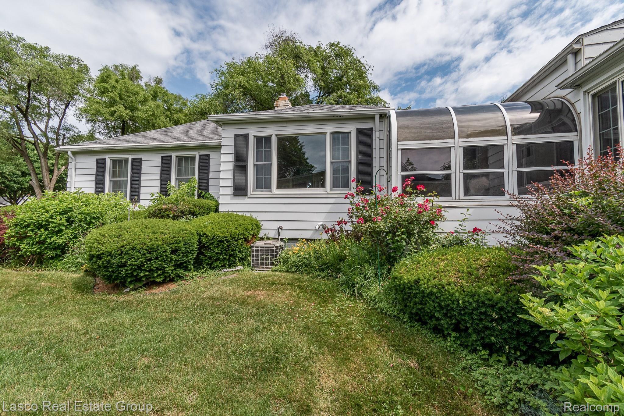 1831 Colchester Road Flint, MI 48503 - Photo 23 of 49 HardyMediaCompany-2621.jpg