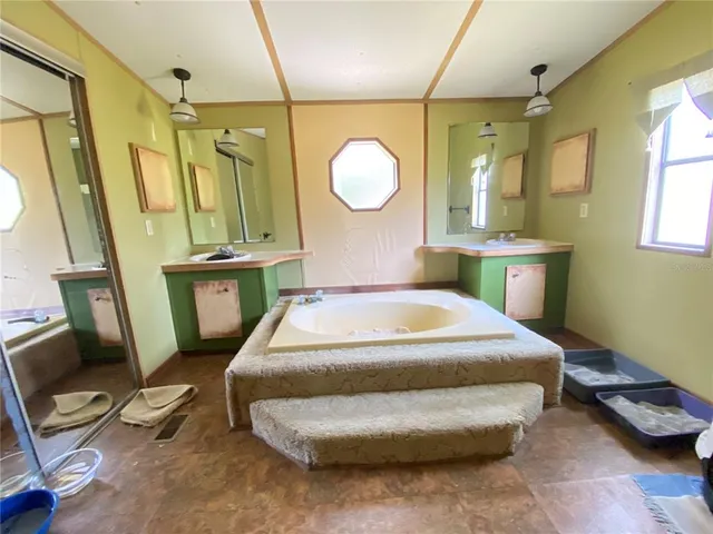 $150,000 | 989 Northeast 184 Place, Citra, FL 32113