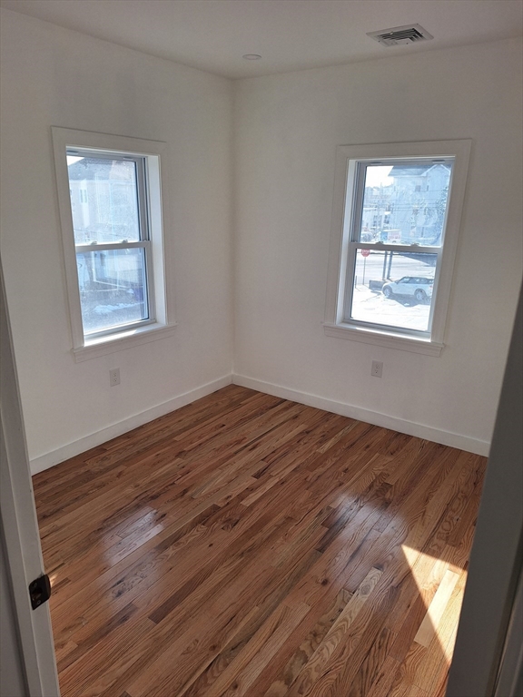 21 Boyden Street Fall River, MA 02721 - Photo 11 of 37