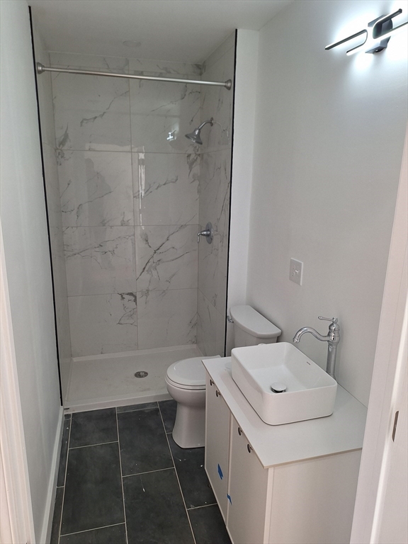 21 Boyden Street Fall River, MA 02721 - Photo 14 of 37