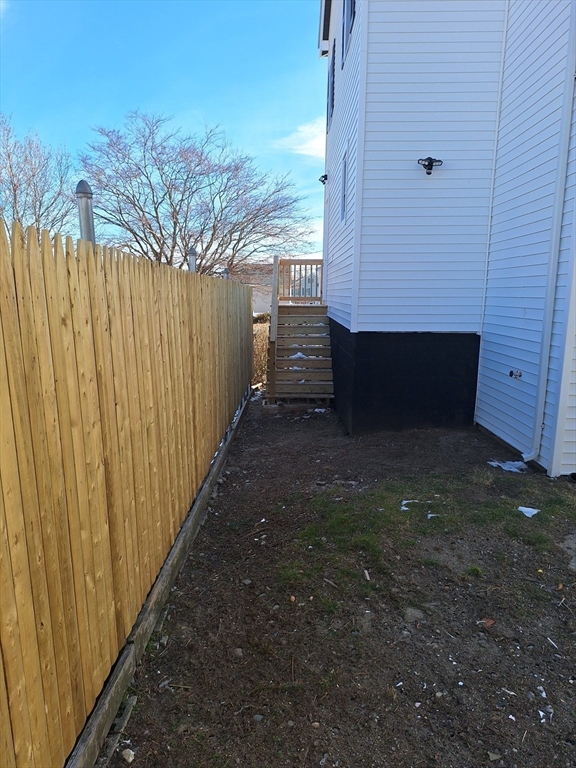 21 Boyden Street Fall River, MA 02721 - Photo 3 of 37