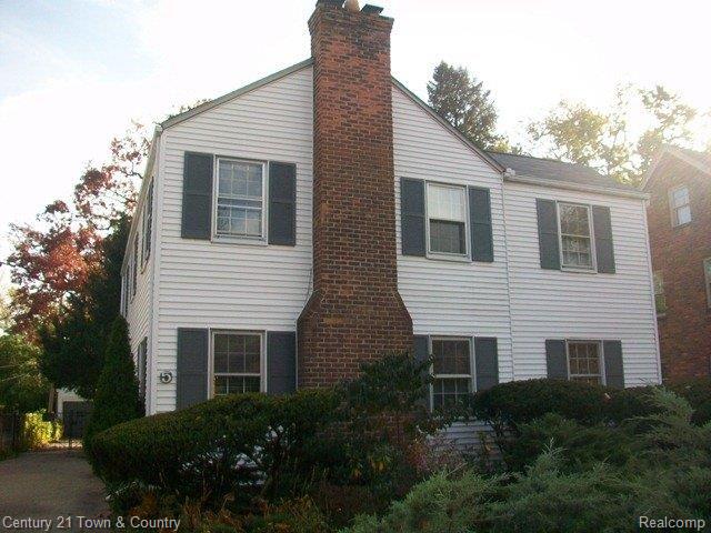 5 Norwich Road Pleasant Ridge, MI 48069 - Photo 1 of 16 102_5245.JPG