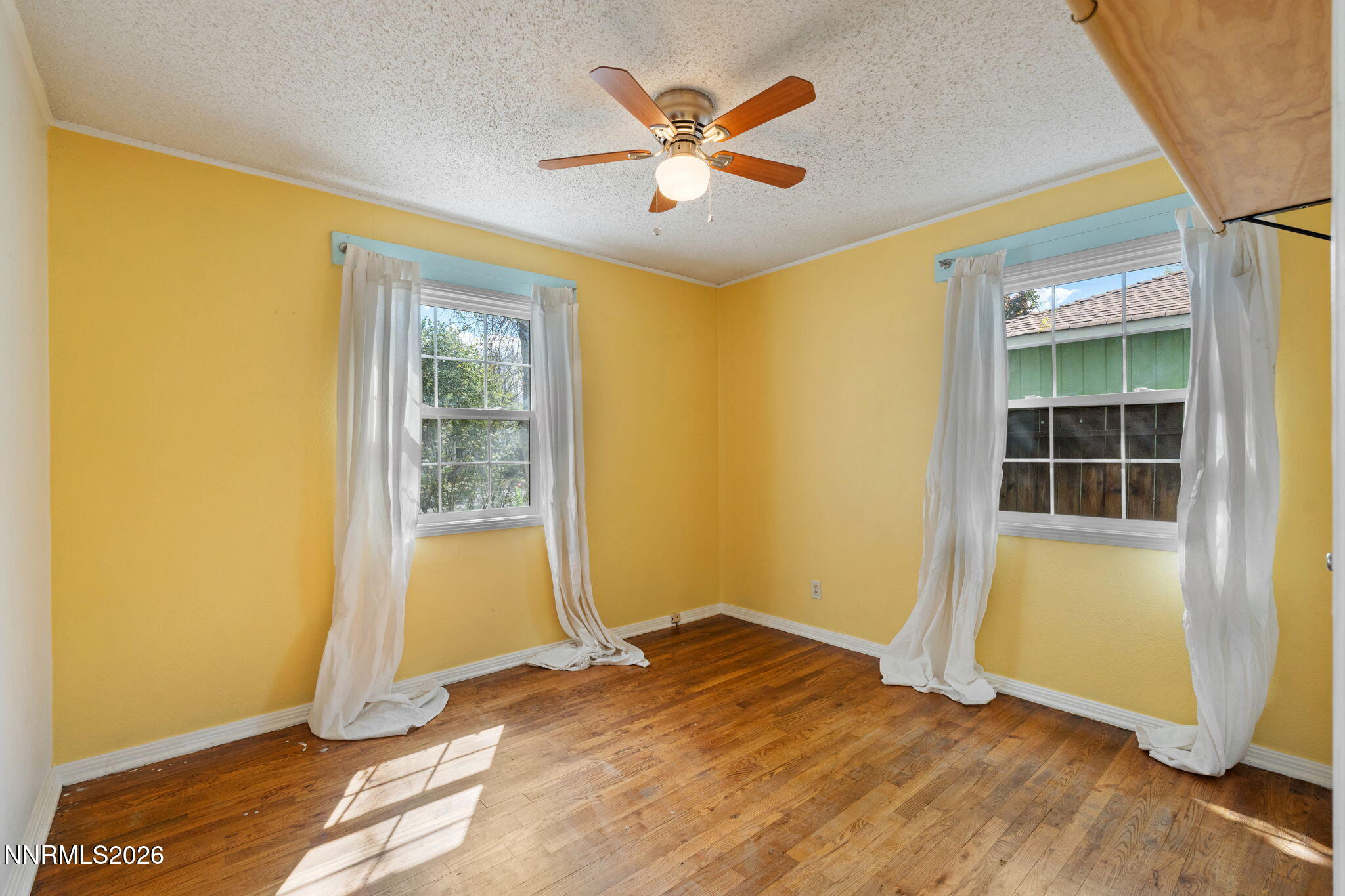 745 Hood Avenue Reno, NV 89512 - Photo 18 of 34 24-web-or-mls-DSC09214