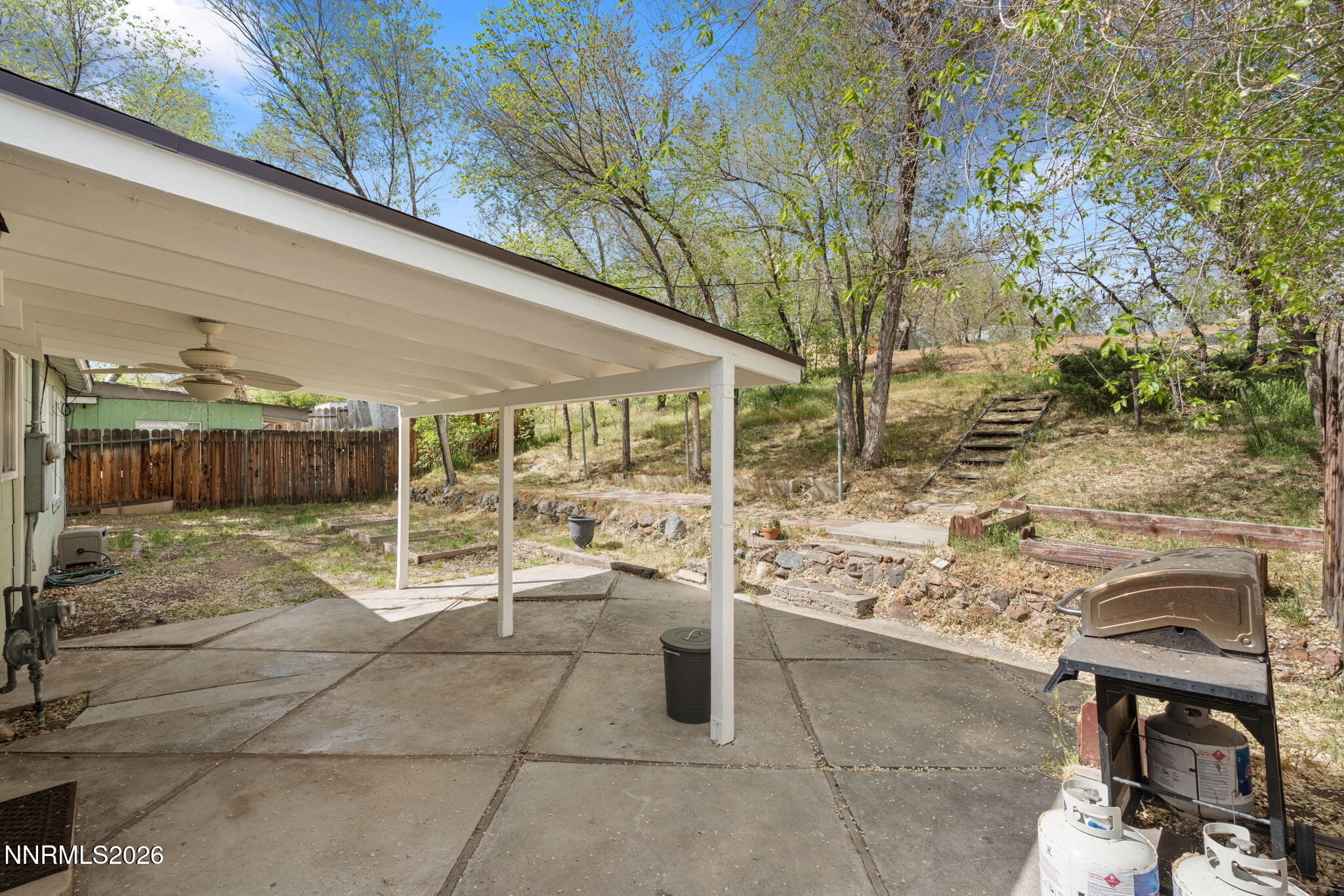 745 Hood Avenue Reno, NV 89512 - Photo 22 of 34 28-web-or-mls-DSC09294