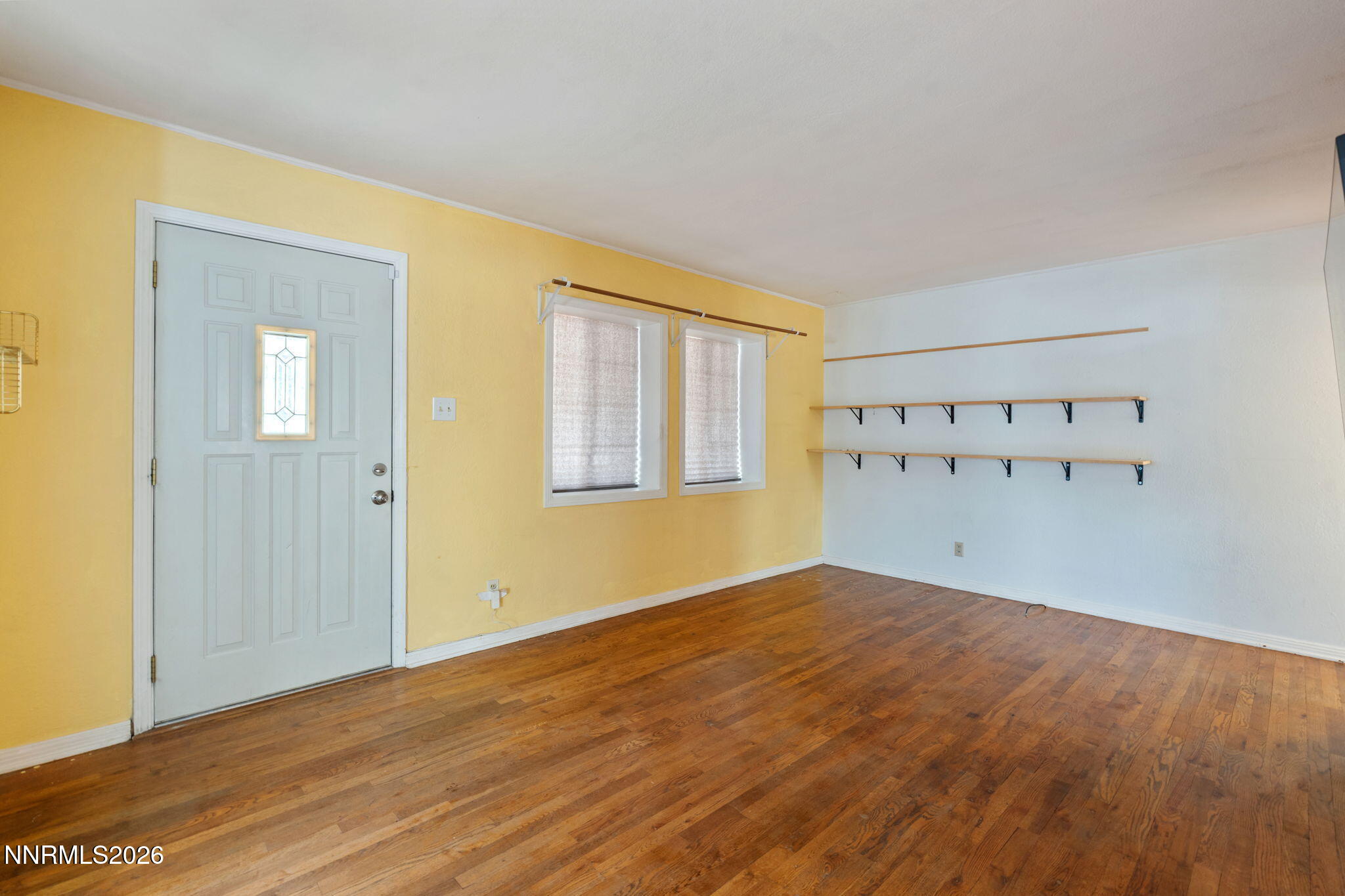 745 Hood Avenue Reno, NV 89512 - Photo 6 of 34 10-web-or-mls-DSC09234