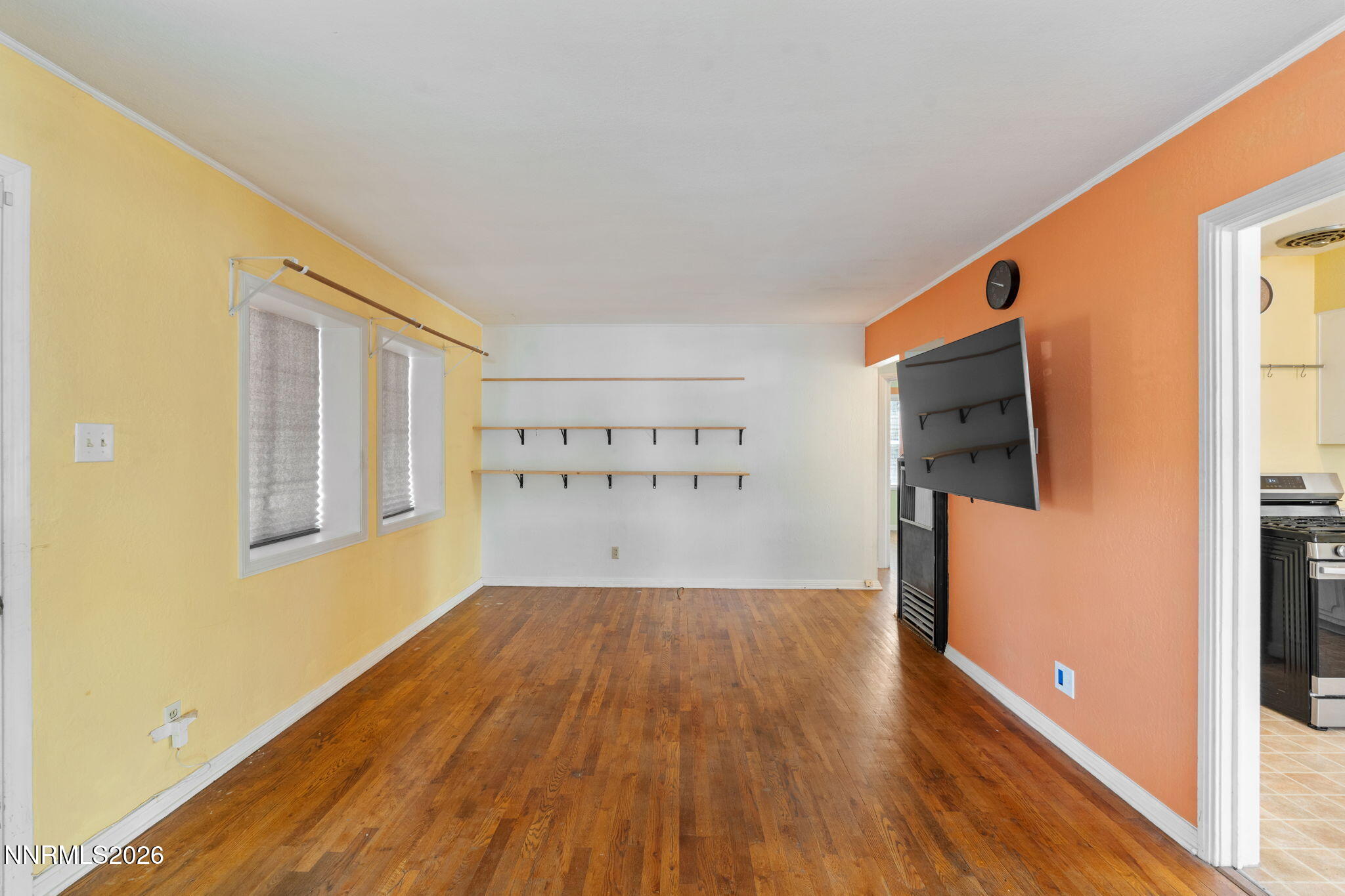 745 Hood Avenue Reno, NV 89512 - Photo 7 of 34 11-web-or-mls-DSC09289