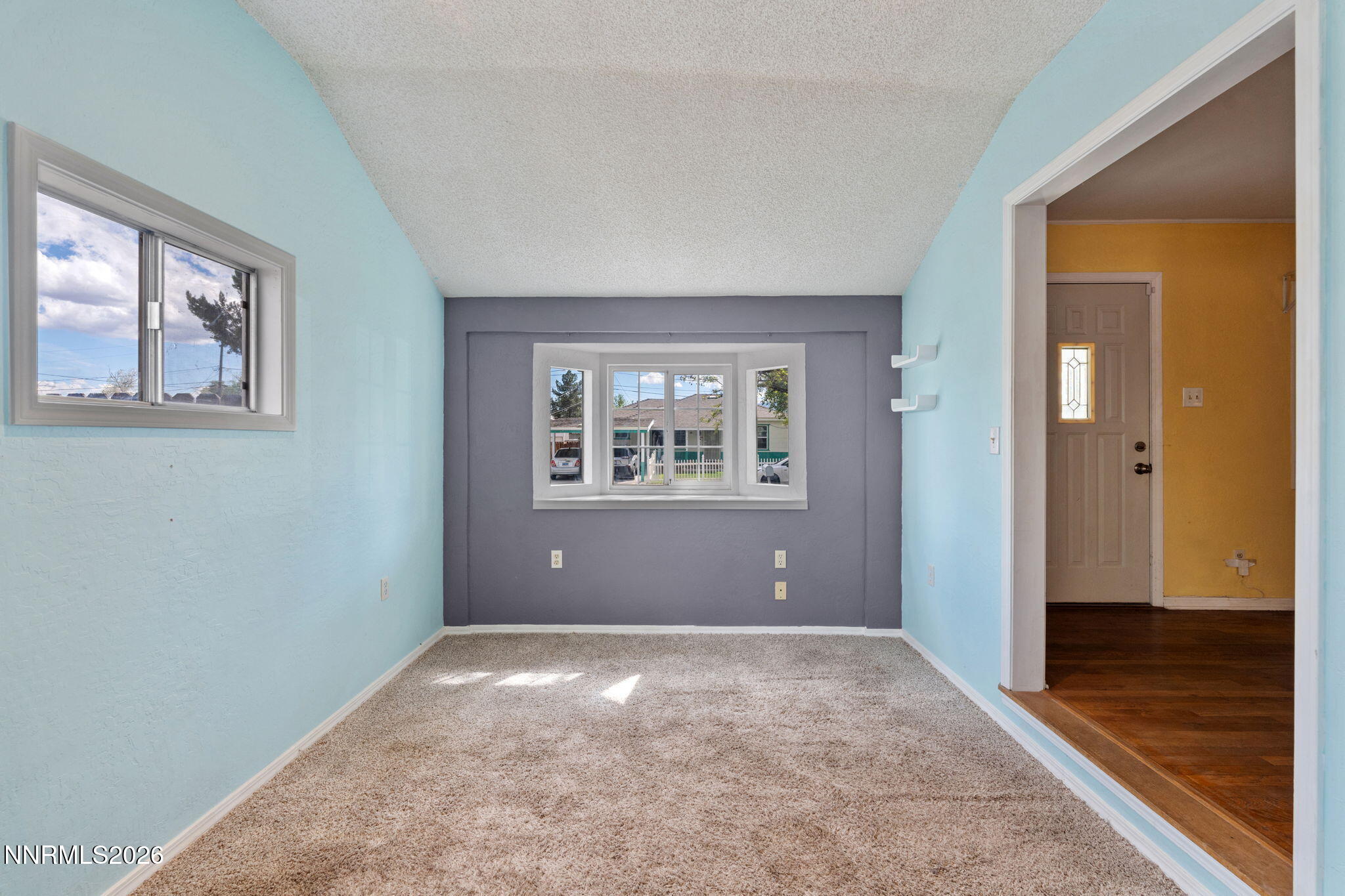 745 Hood Avenue Reno, NV 89512 - Photo 8 of 34 14-web-or-mls-DSC09254