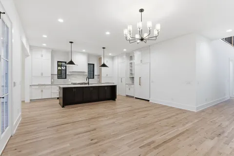 $1,950,000 | 4209 B Kirtland Road, Nashville, TN 37215