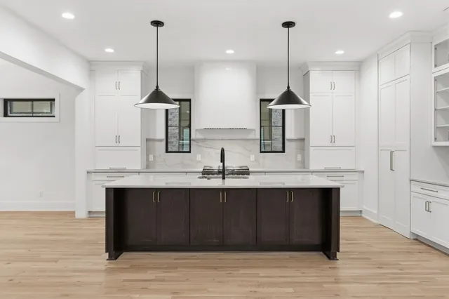 $1,950,000 | 4209 B Kirtland Road, Nashville, TN 37215