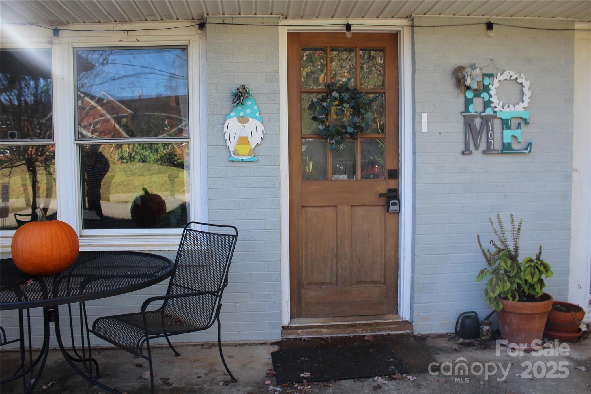 107 North Matthews Street Morganton, NC 28655 - Photo 2 of 32