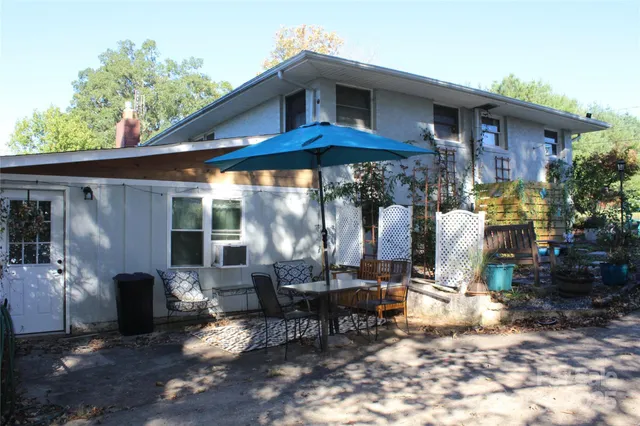 $349,900 | 107 North Matthews Street, Morganton, NC 28655