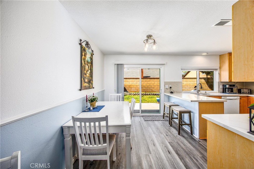 3916 New Haven Drive Riverside, CA 92505 - Photo 11 of 33