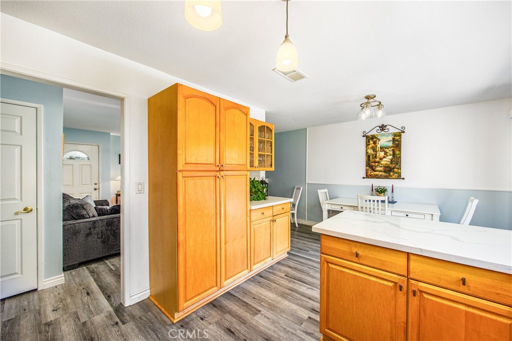 3916 New Haven Drive Riverside, CA 92505 - Photo 16 of 33