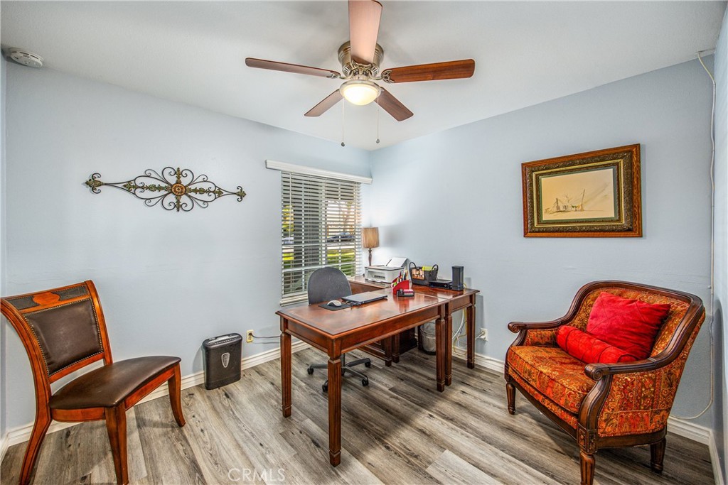 3916 New Haven Drive Riverside, CA 92505 - Photo 24 of 33