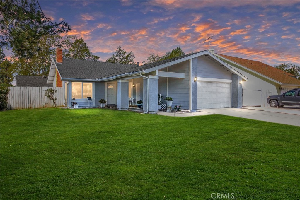 3916 New Haven Drive Riverside, CA 92505 - Photo 4 of 33