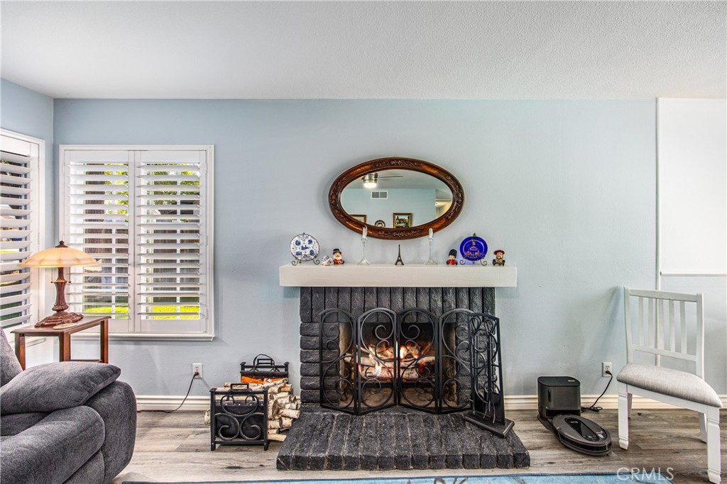 3916 New Haven Drive Riverside, CA 92505 - Photo 10 of 33